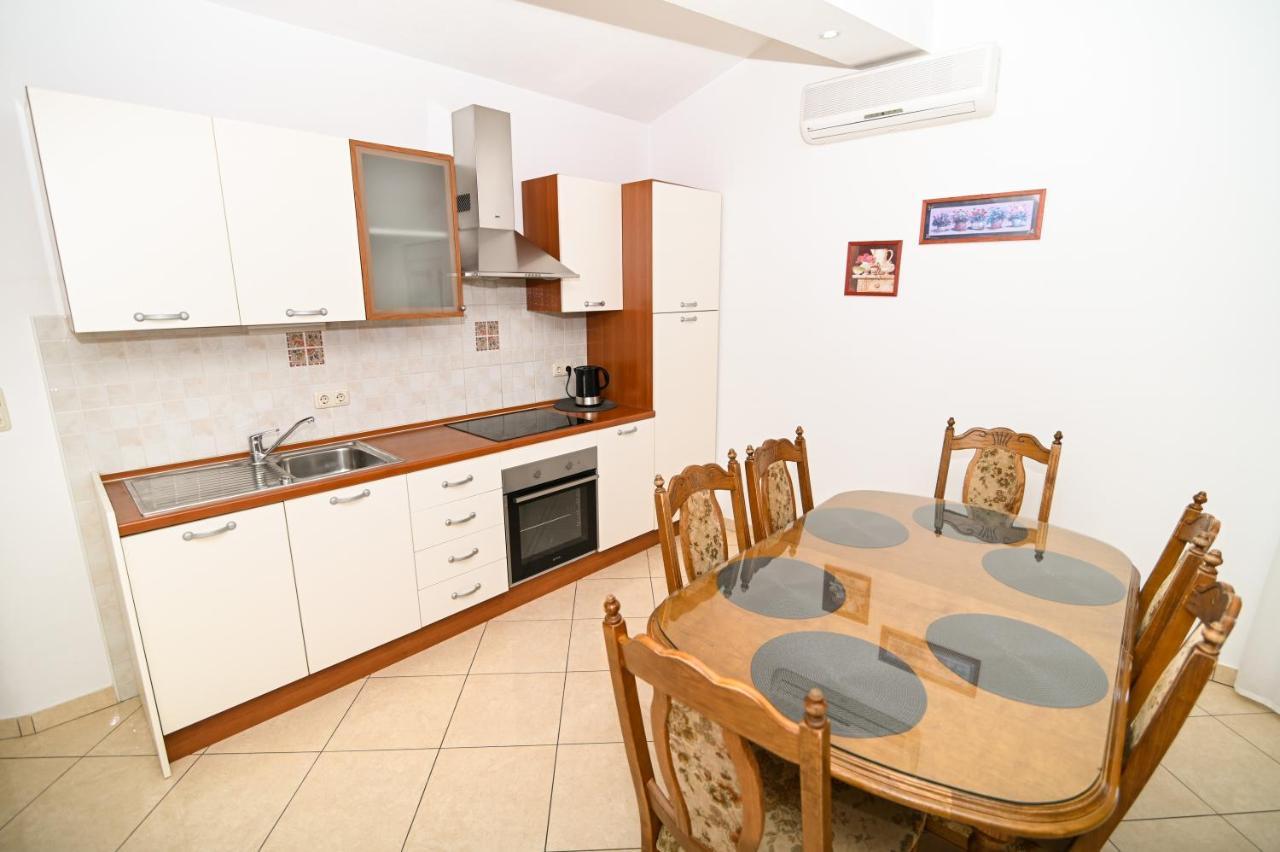 Apartmani Adria Трогир Экстерьер фото