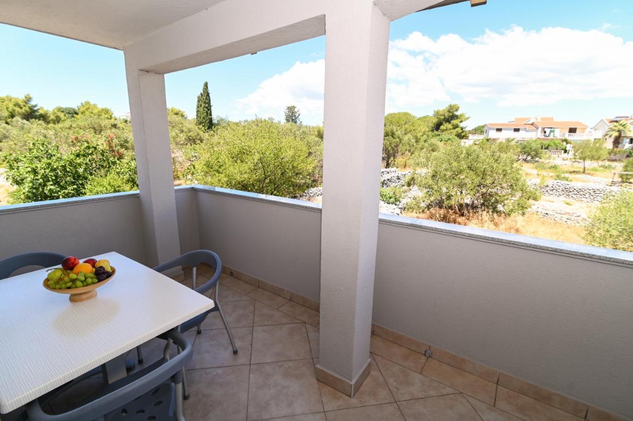 Apartmani Adria Трогир Экстерьер фото